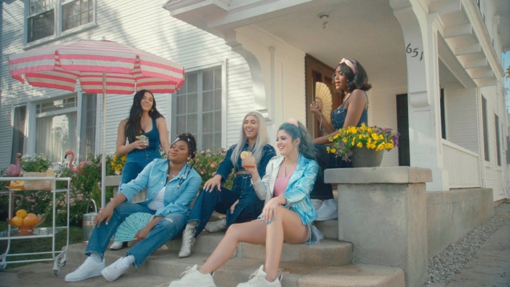 Slow Burn – Citizen&nbsp;Queen